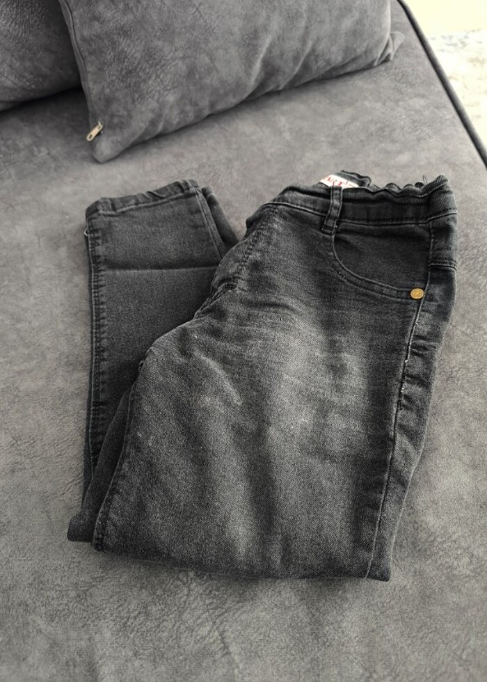 Erkek çocuk jeen temiz ürün 6_7 yaş arası kullandik - Görsel 3