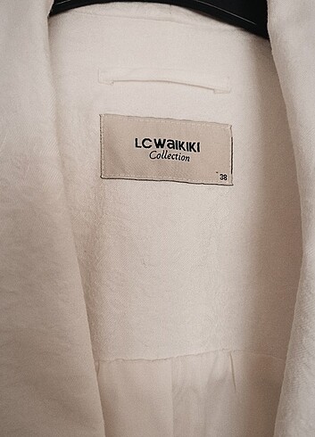 LC Waikiki LCW Beyaz Ceket
