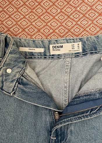 Bohem Tarzı Rahat Kesim Mini Kot Şort - Görsel 2