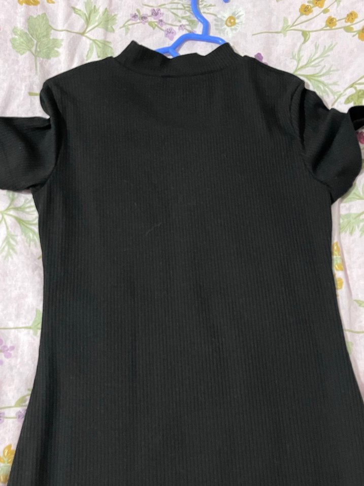 Siyah Yüksek Yakalı Midi Triko Elbise - Görsel 3