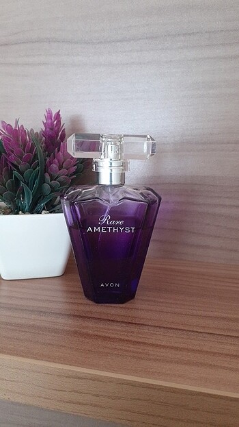 AVON RARE AMETHYST PARFUM 