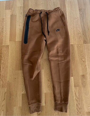Nike Tech Fleece