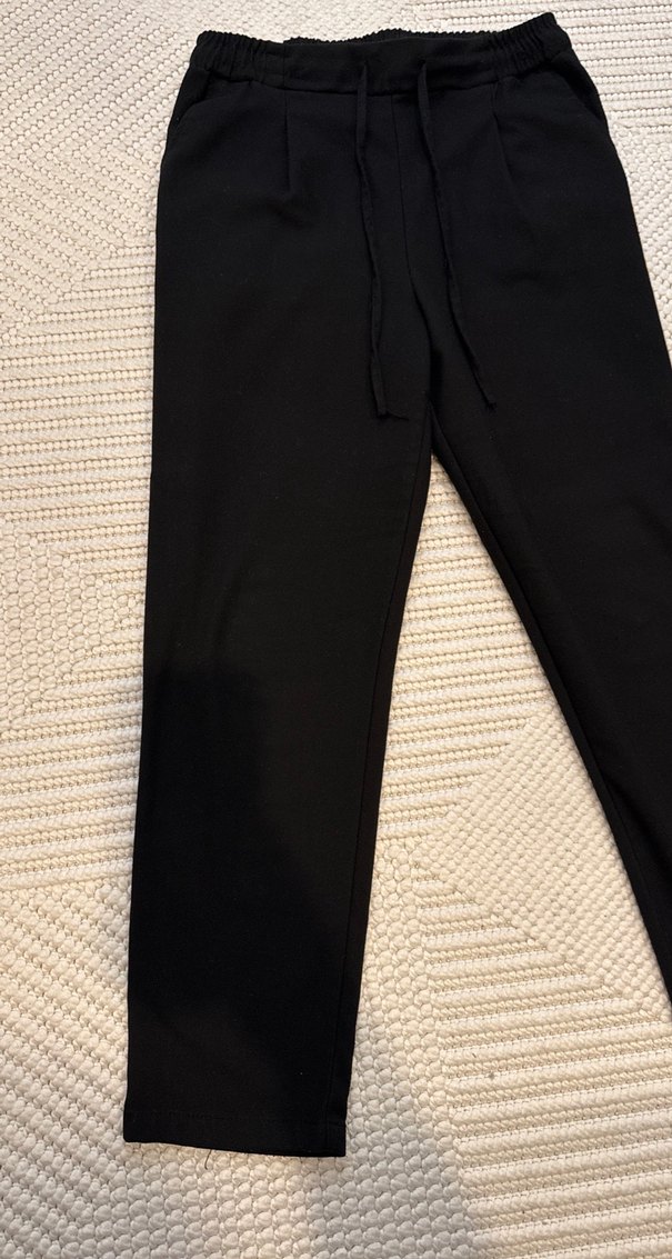 Kadın Siyah Lastikli Kumaş Pantolon - Görsel 2