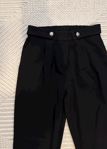 Kadın Siyah Lastikli Düğme Detay Kumaş Pantolon - Görsel 2