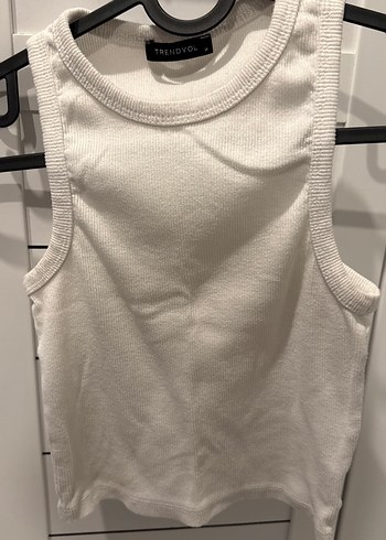 Beyaz Halter Yaka Fitilli Kadın Atlet - Görsel 3