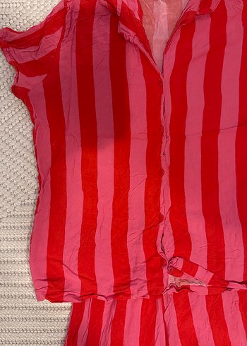 Kırmızı Çizgili Kadın Pijama Takımı - Görsel 3