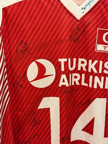 xl Beden Eda Erdem?e Ait Orijinal Forma ? Milli Sporcular İmzalı