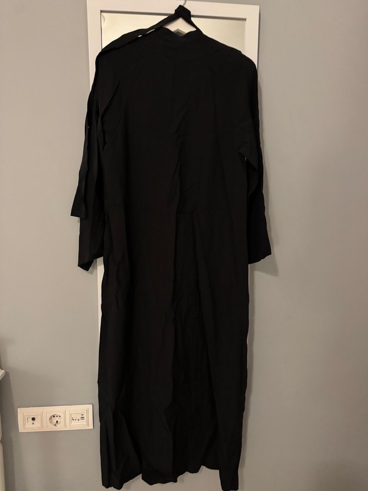 Siyah Uzun Kollu Gotik Kadın Elbisesi - Görsel 4