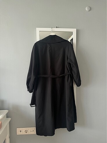 Suud Collection siyah trenc