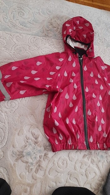 H&M Yağmurluk 