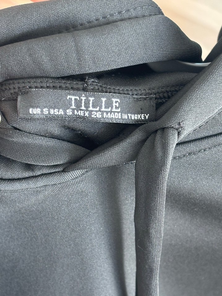 Dantel Detaylı Siyah Kapüşonlu Mini Sweatshirt - Görsel 5