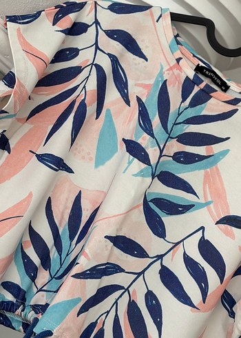 Pembe Baskılı Kısa Kollu Kadın Bluz - Görsel 2