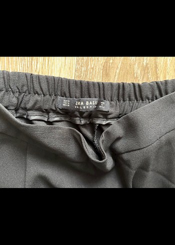 Zara Kadın Siyah Rahat Kesim Kumaş Pantolon - Görsel 4