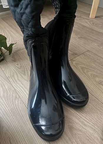 Siyah Rugan Dizüstü Topuklu Bot - Görsel 5