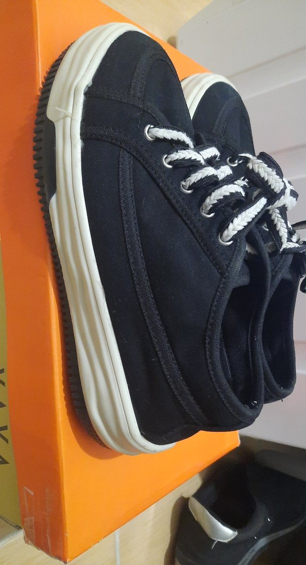 Siyah Esnek Bağcıklı Kadın Spor Ayakkabı - Görsel 2