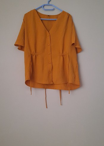 V Yaka Düğmeli Keten Kadın Bluz - Görsel 2