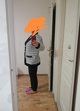 Etiketi üzerinde sıfır hırka ml beden