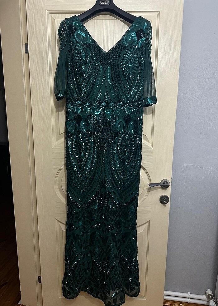 Zümrüt yeşili abiye elbise - Görsel 2