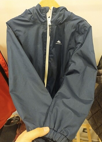 Decathlon yağmurluk