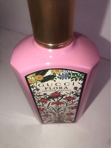  Beden Gucci flora