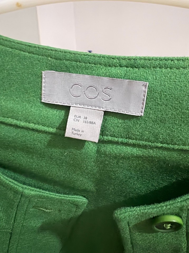 Düğmeli Yeşil ceket - Görsel 2