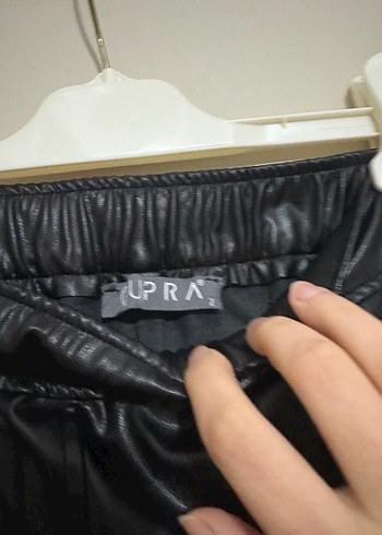 Siyah Deri Bol Kesim Midi Kadın Pantolon - Görsel 3