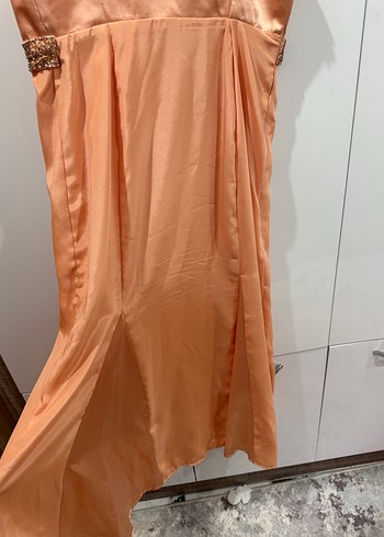 Bej Uzun V Yaka Drapeli Kadın Abiye Elbise - Görsel 6