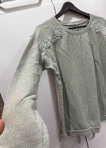 Gri Dantel Detaylı Kadın Triko Kazak - Görsel 4
