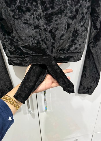 Siyah Süet Kemerli Uzun Kollu Mini Bluz - Görsel 2