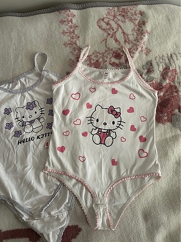 38 Beden Hello Kitty Atlet