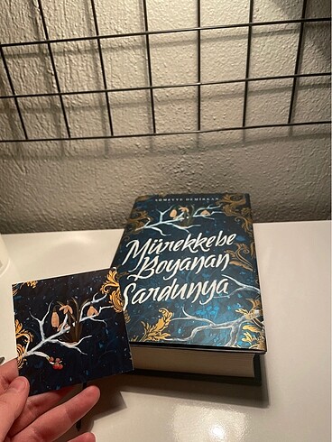  Mürekkebe boyanan sardunya
