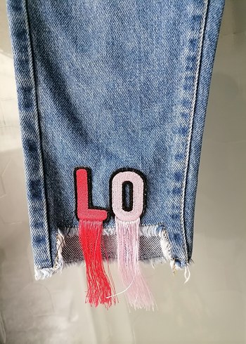 Renkli Püsküllü Salaş kız çocuk Kot Pantolon - Görsel 4