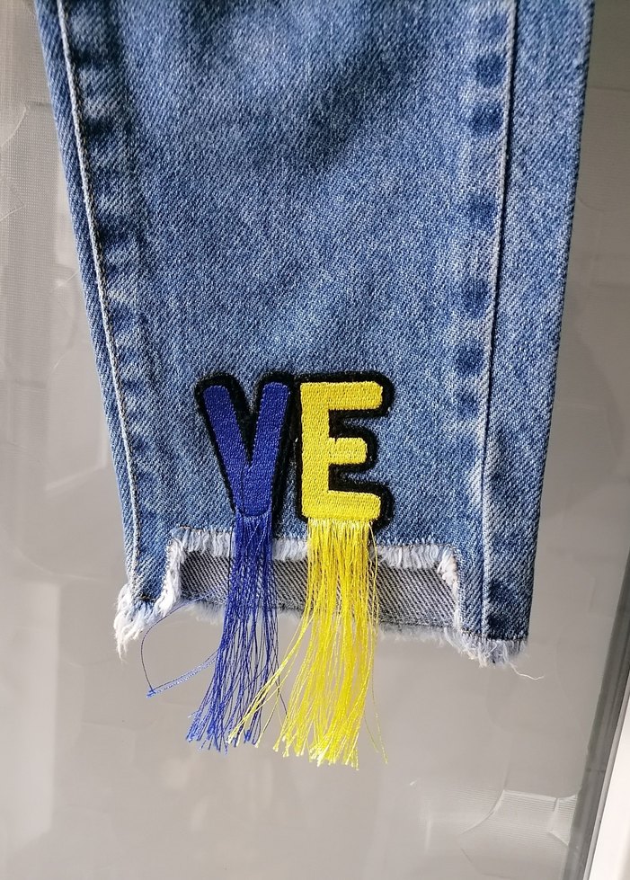 Renkli Püsküllü Salaş kız çocuk Kot Pantolon - Görsel 2