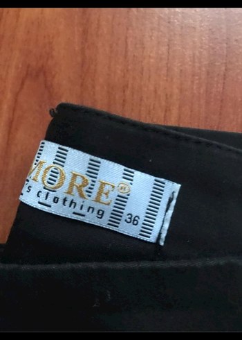 Siyah Fermuarlı Regular Fit Kadın Kumaş Pantolon - Görsel 3