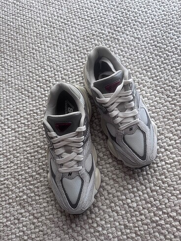 36 Beden New Balance 9060 spor ayakkabısı