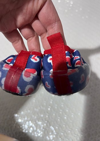 Kız Çocuk Kalp Desenli Kaydırmaz Terlik - Görsel 3