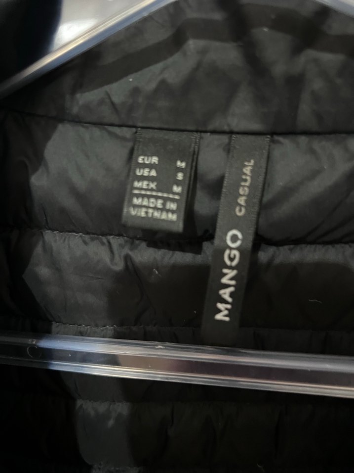 Siyah Kapitone Kadın Yelek - Görsel 3