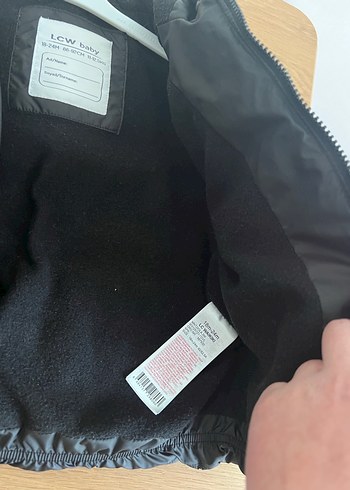 Erkek Çocuk Siyah Kürklü Mont - Görsel 5