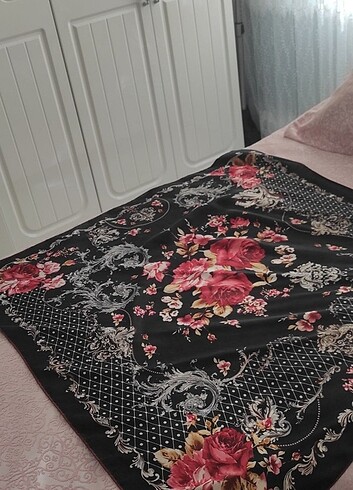 Armine Armine İpek esarp
