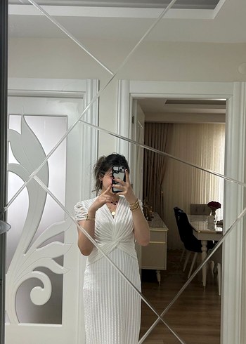 Beyaz elbise - Görsel 2