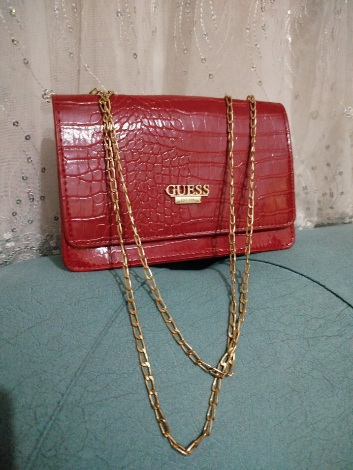 GUESS Altın Renk Zincir Detaylı Vücut Zinciri - Görsel 3