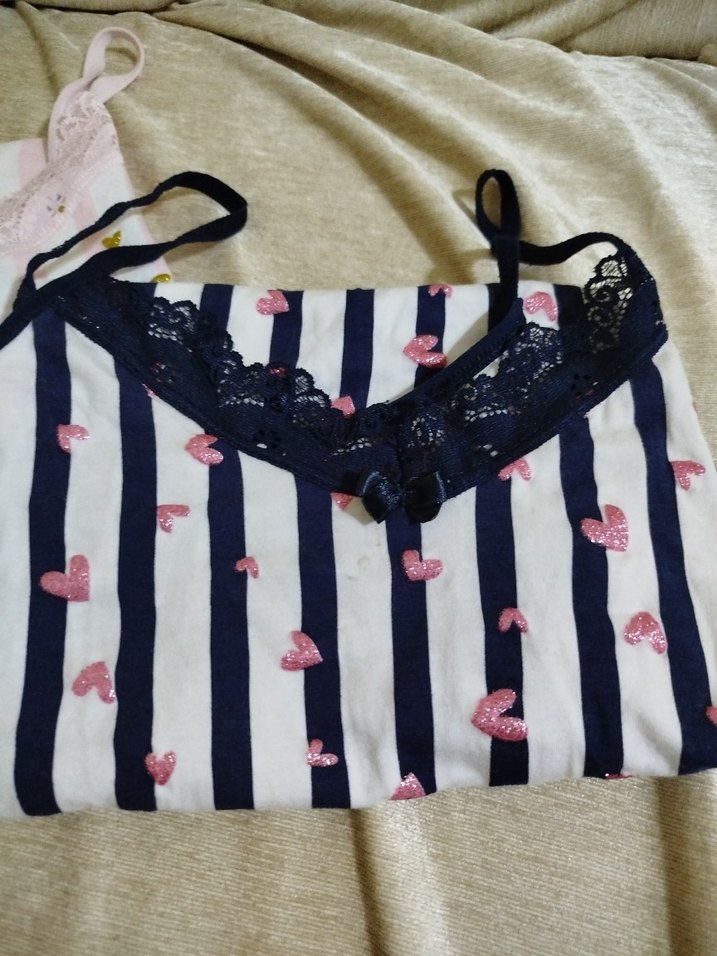 İnce Askılı kalp desenli atlet - Görsel 3