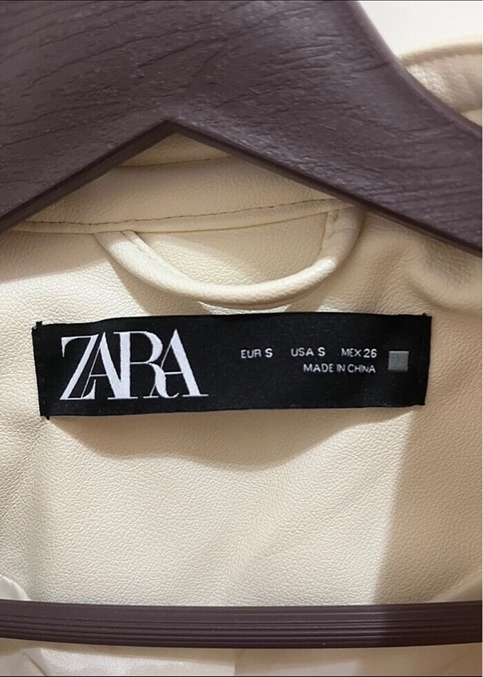 Zara beyaz deri ceket - Görsel 3