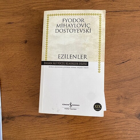 Dostoyevski Ezilenler