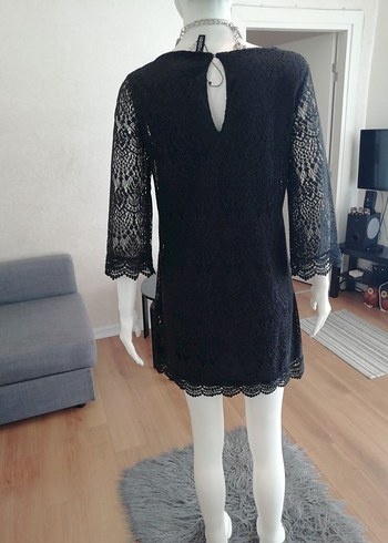 H&M SİYAH DANTEL MİNİ ELBİSE - Görsel 3