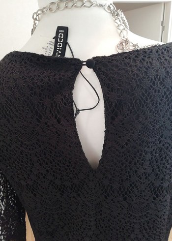 H&M SİYAH DANTEL MİNİ ELBİSE - Görsel 4