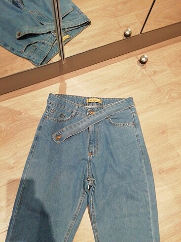 Diğer KENE TASARIM MOM JEANS