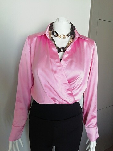 STRADIVARIUS PEMBE CROP GÖMLEK 