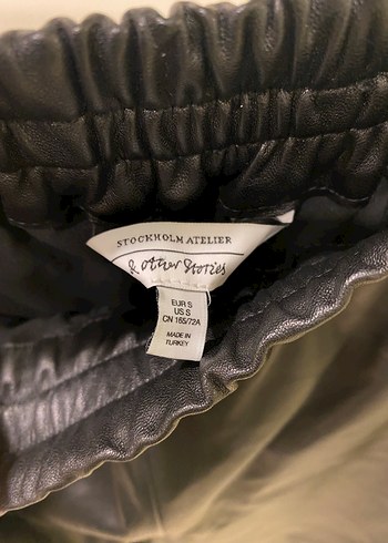 Kadın Siyah Deri Mini Şort - Görsel 6