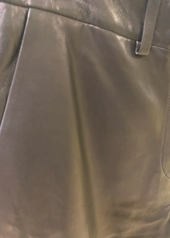 Siyah Deri Mini Şort - Görsel 2